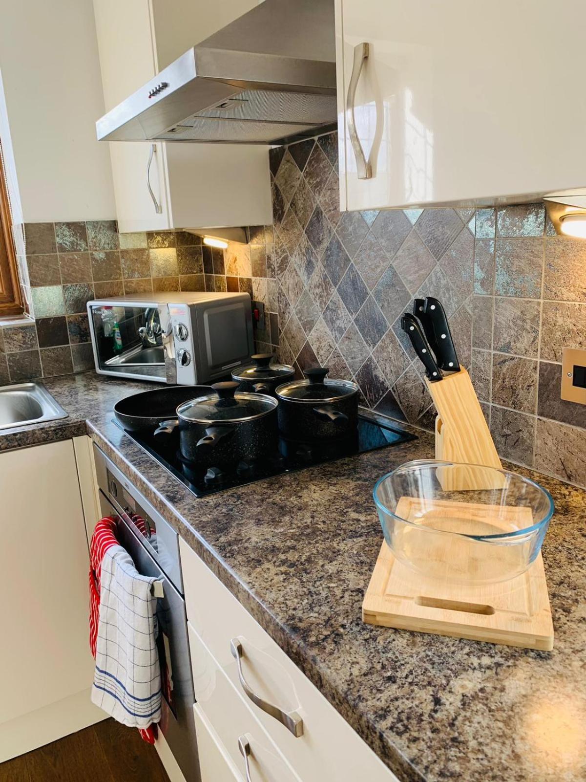 3Br House Ossett-Wakefield, Free Parking 3 Cars Wi Fi Long Stays Exteriör bild