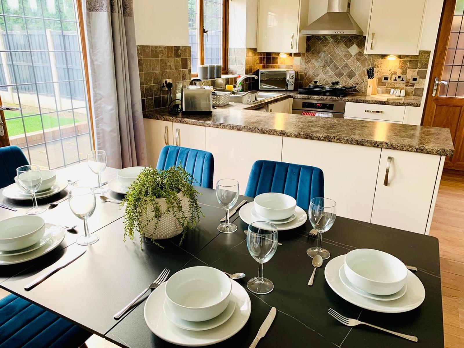 3Br House Ossett-Wakefield, Free Parking 3 Cars Wi Fi Long Stays Exteriör bild