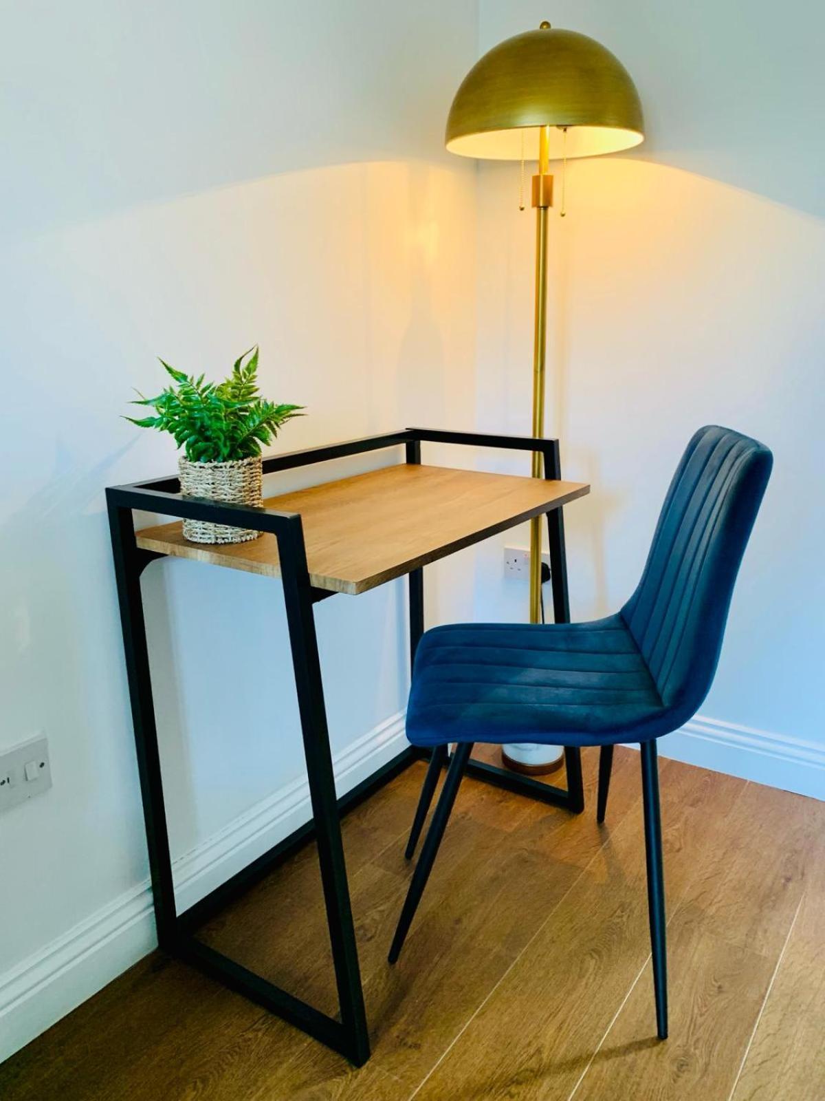 3Br House Ossett-Wakefield, Free Parking 3 Cars Wi Fi Long Stays Exteriör bild