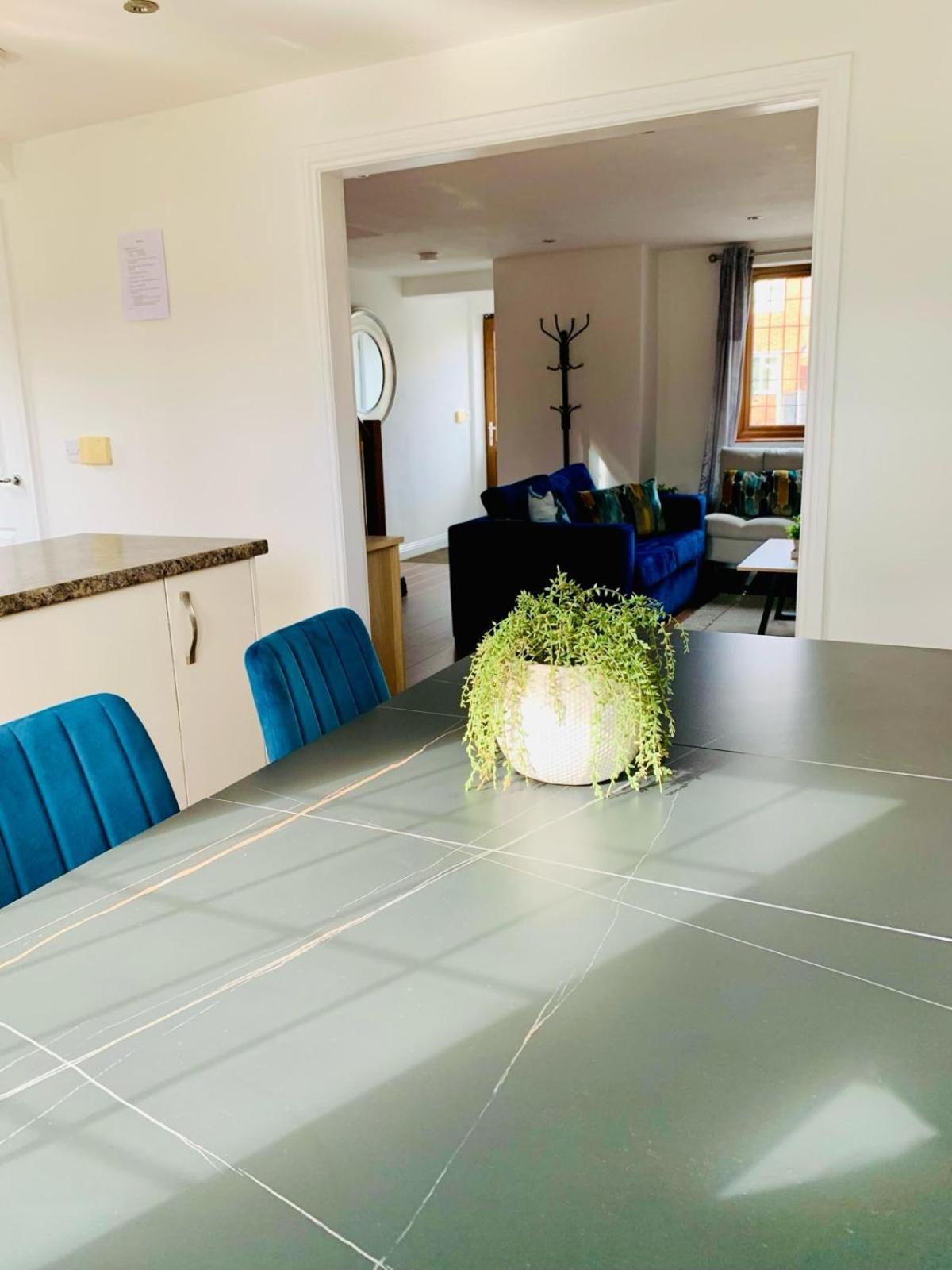 3Br House Ossett-Wakefield, Free Parking 3 Cars Wi Fi Long Stays Exteriör bild